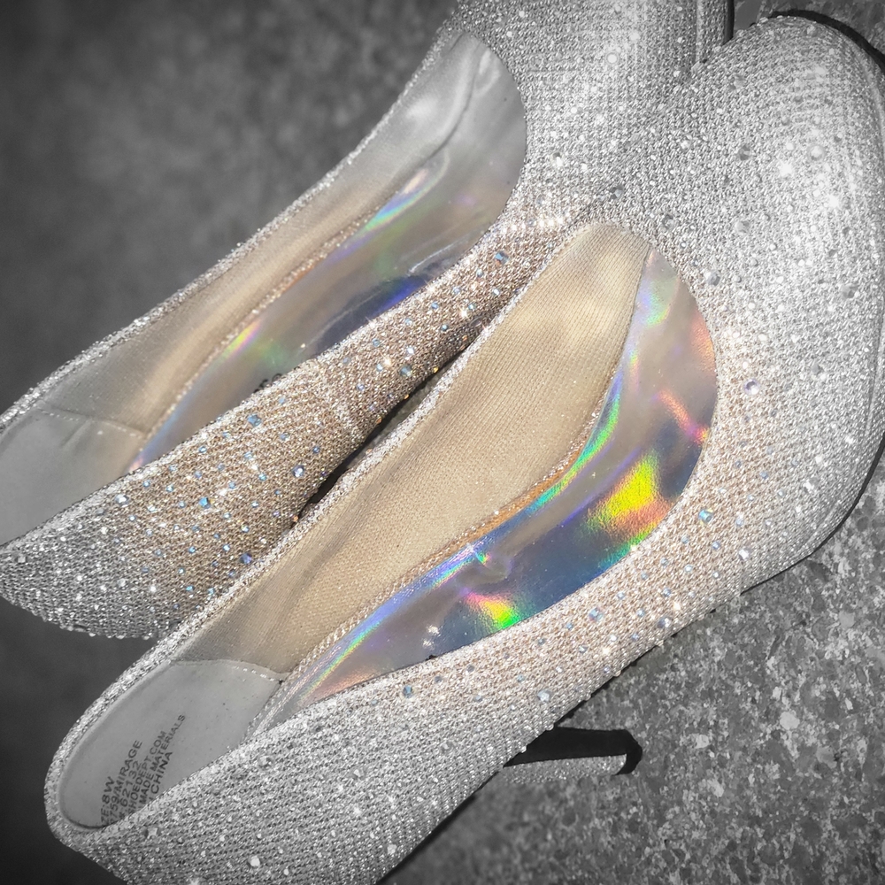 Sleek Silver Heels with Iridescent Finish